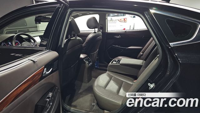 Kia K7 2016 — photo 11