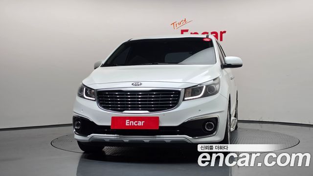 Kia Canival 2015 — photo 3