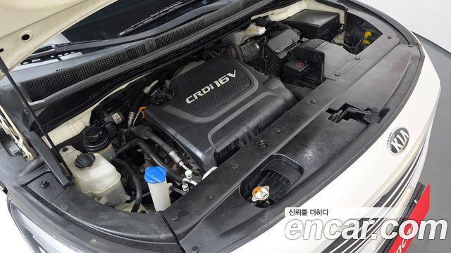 Kia Canival 2015 — photo 6