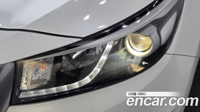 Kia Canival 2015 — photo 8