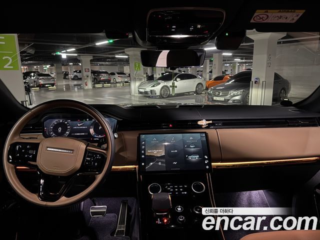 Land Rover Range Rover Sport 2023 — photo 10