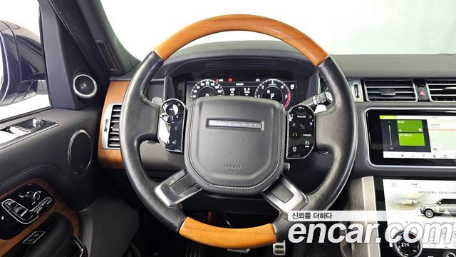 Land Rover Range Rover 2019 — photo 19