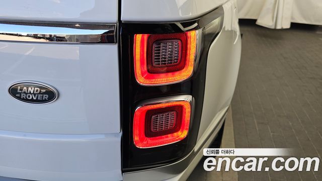 Land Rover Range Rover 2019 — photo 9