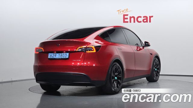 Tesla Model Y 2021 — photo 2