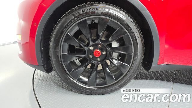 Tesla Model Y 2021 — photo 5