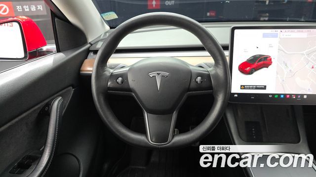 Tesla Model Y 2021 — photo 19