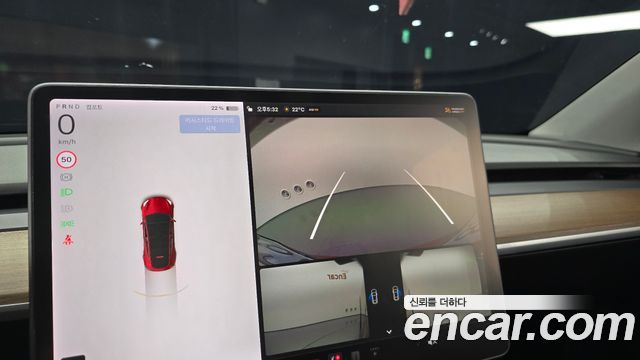 Tesla Model Y 2021 — photo 20