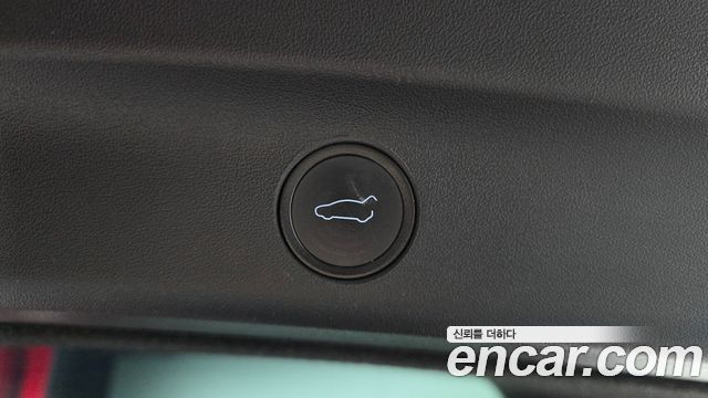 Tesla Model Y 2021 — photo 26