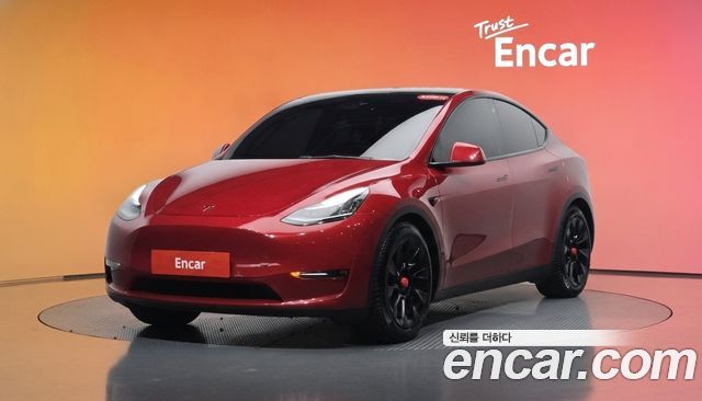 Tesla Model Y 2021 — photo 1