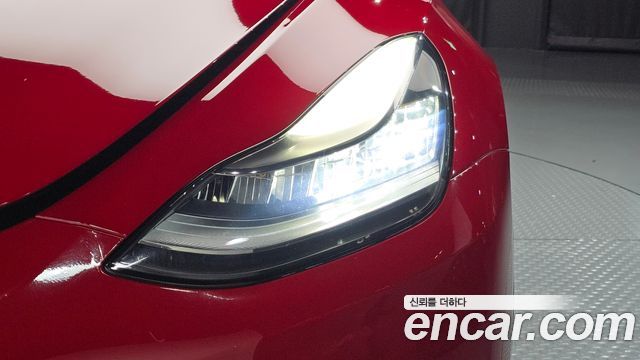 Tesla Model Y 2021 — photo 8