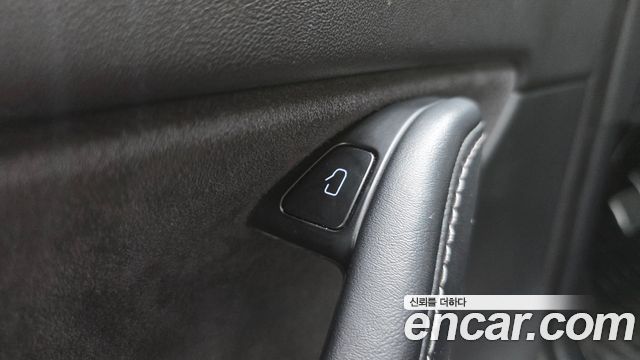 Tesla Model Y 2021 — photo 30
