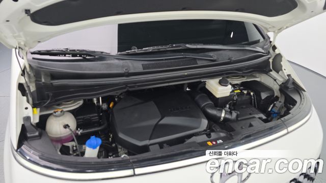 Hyundai Staria 2022 — photo 6