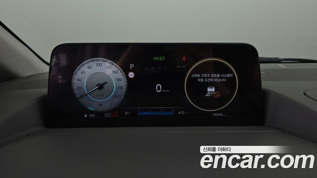 Hyundai Staria 2022 — photo 8