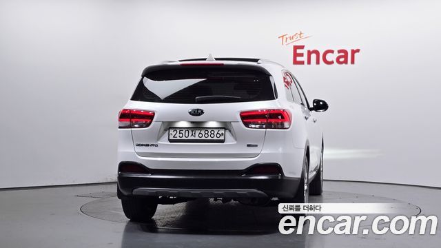 Kia Sorento 2016 — photo 4
