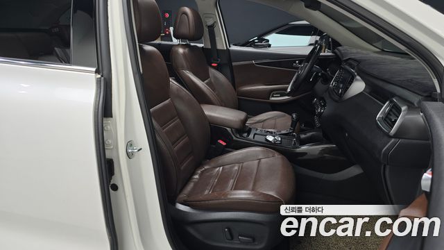 Kia Sorento 2016 — photo 16