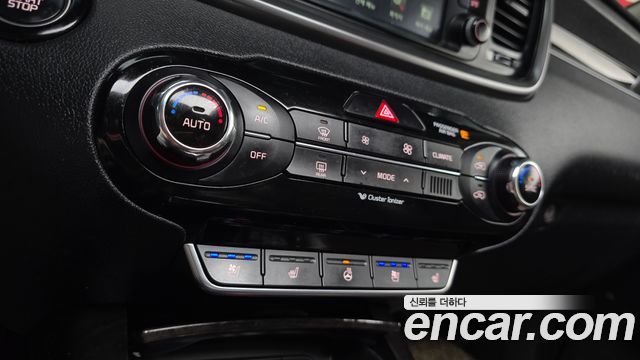 Kia Sorento 2016 — photo 29