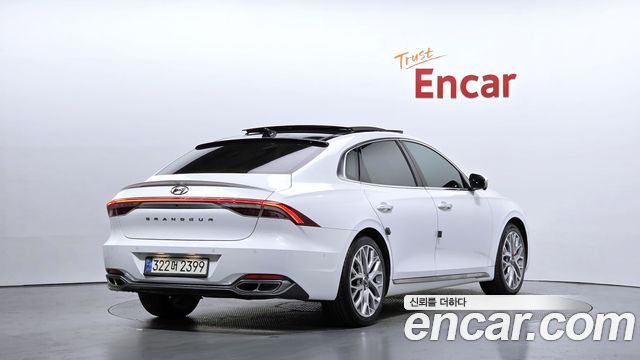 Hyundai Grandeur 2022 — photo 2