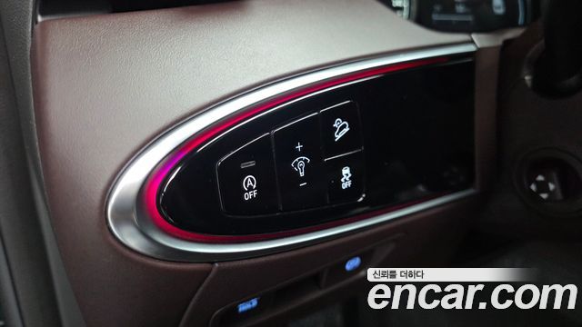 Genesis GV70 2022 — photo 26