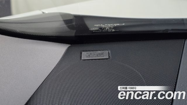 Lexus RX 2022 — photo 28