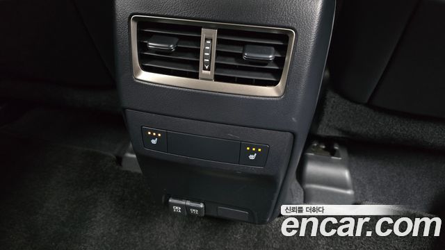 Lexus RX 2022 — photo 30