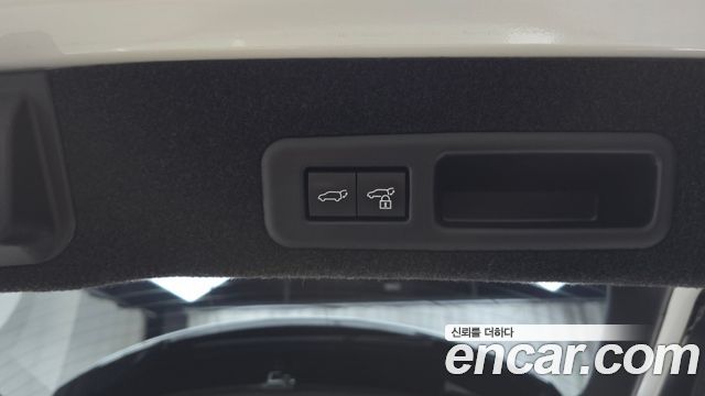 Lexus RX 2022 — photo 32