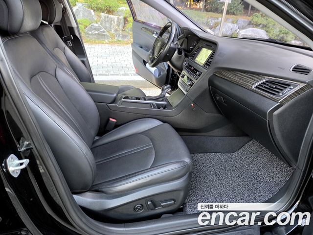 Hyundai Sonata 2015 — photo 12