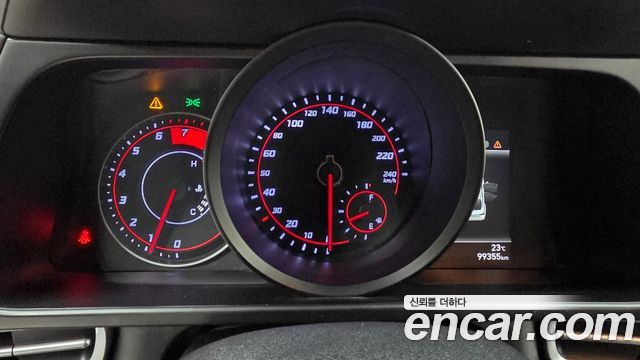 Hyundai AVANTE 2021 — photo 13
