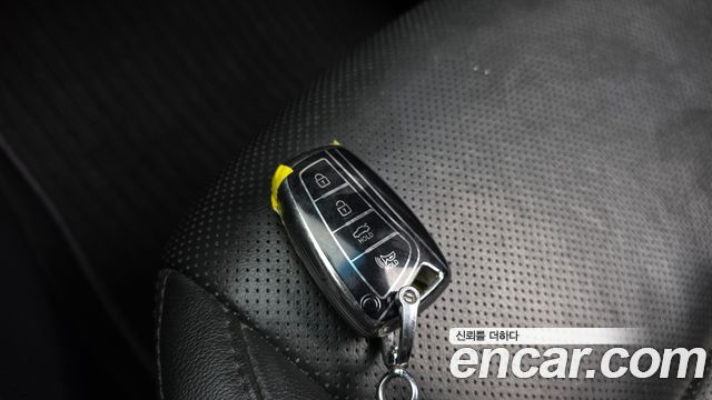 Hyundai Maxcruz 2017 — photo 29