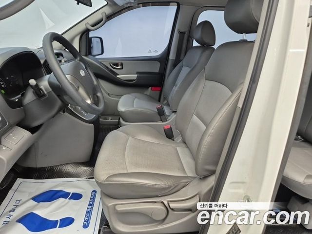 Hyundai Starex 2010 — photo 7