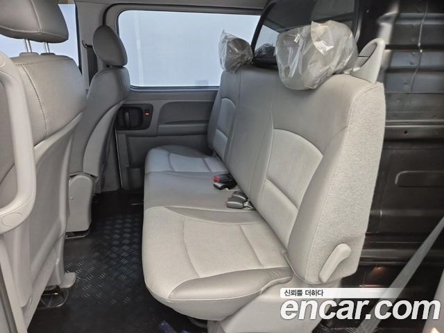 Hyundai Starex 2010 — photo 10