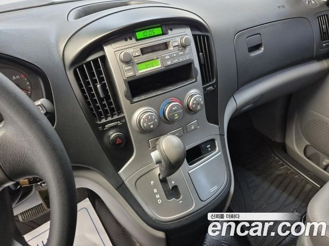 Hyundai Starex 2010 — photo 14
