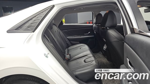 Hyundai AVANTE 2026 — photo 17
