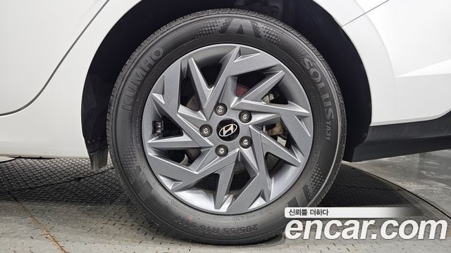 Hyundai AVANTE 2026 — photo 7