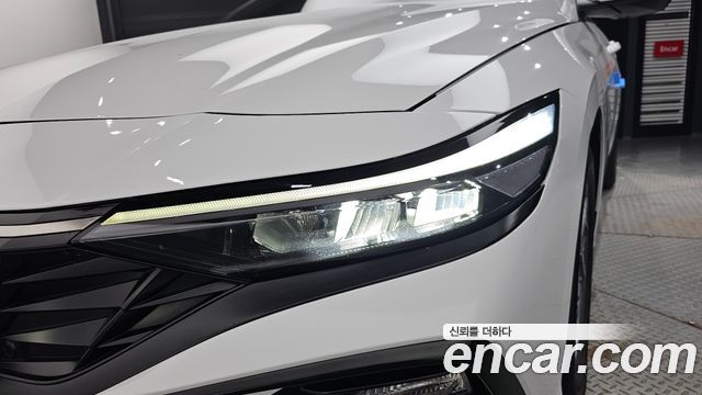 Hyundai AVANTE 2026 — photo 8