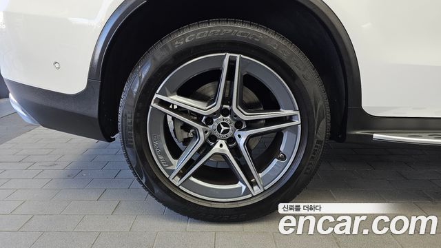 Mercedes-Benz GLC-Class 2022 — photo 5