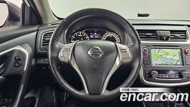 Nissan Altima 2017 — photo 20