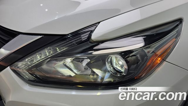 Nissan Altima 2017 — photo 8