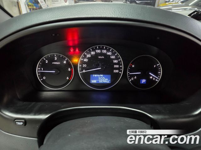 Hyundai Starex 2021 — photo 8