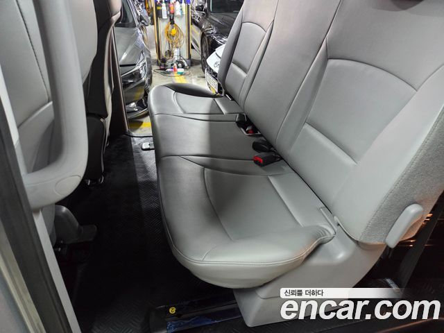 Hyundai Starex 2021 — photo 14