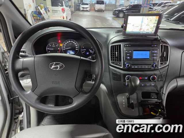 Hyundai Starex 2021 — photo 18