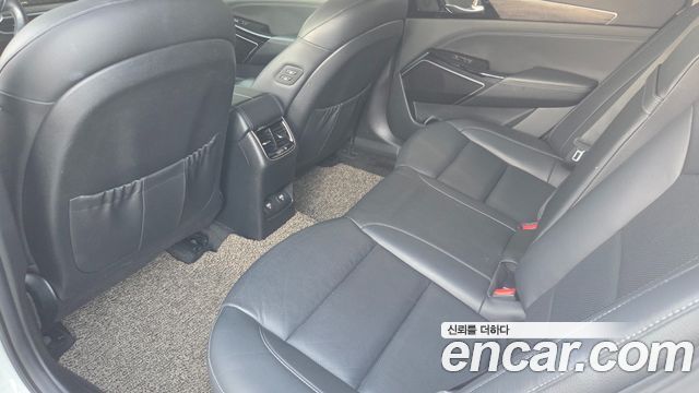 Kia K7 2020 — photo 17