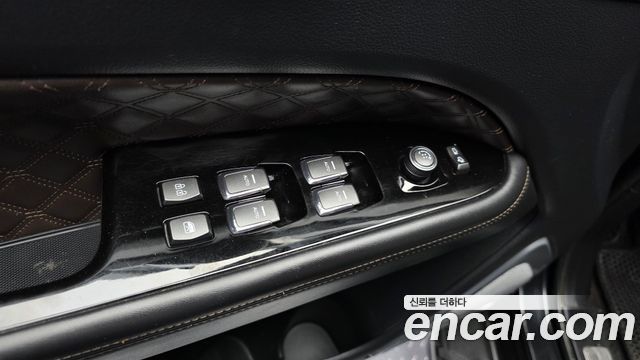 KG Mobility Rexton 2022 — photo 29