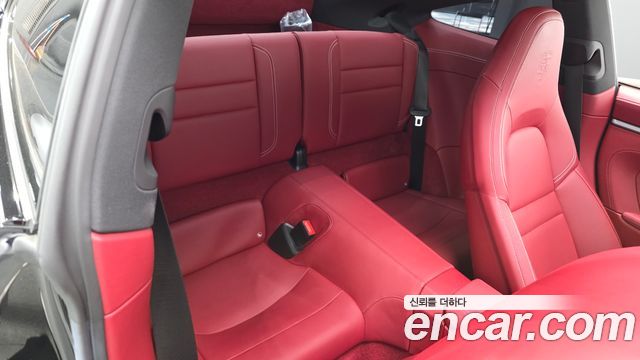 Porsche 911 2023 — photo 17