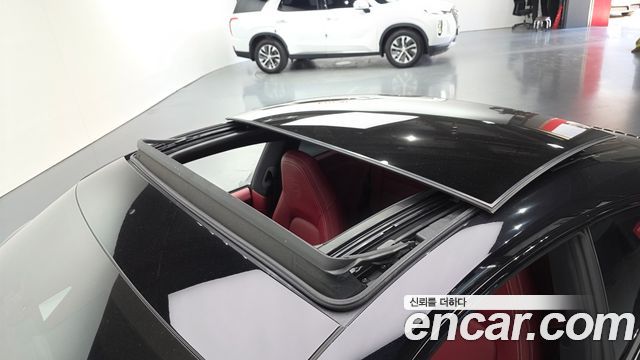 Porsche 911 2023 — photo 22