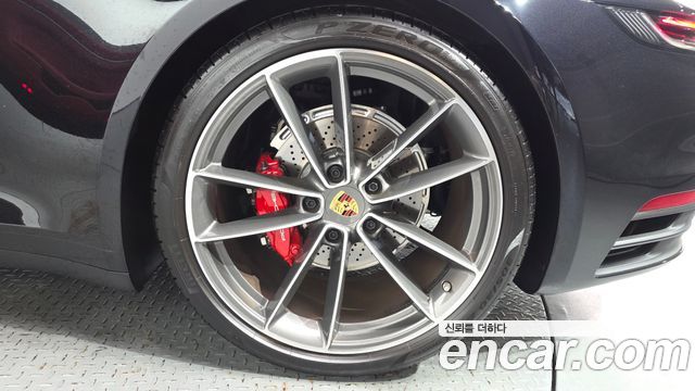 Porsche 911 2023 — photo 7