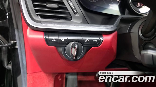 Porsche 911 2023 — photo 29