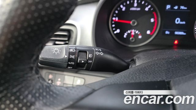 Kia Stonic 2018 — photo 26