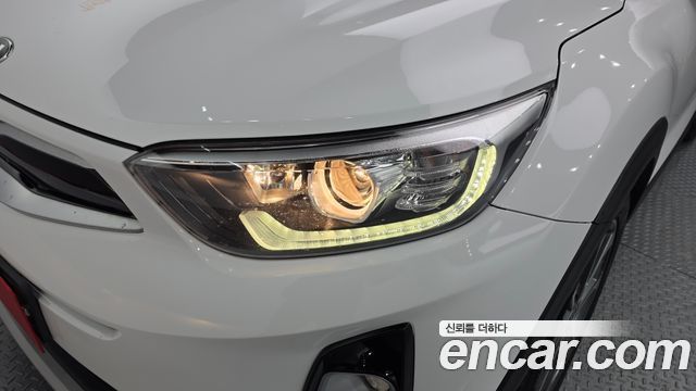 Kia Stonic 2018 — photo 8