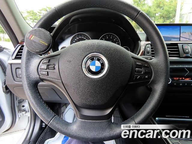 BMW 3-Series 2014 — photo 8
