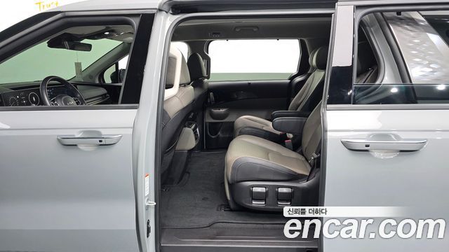 Kia Canival 2024 — photo 17